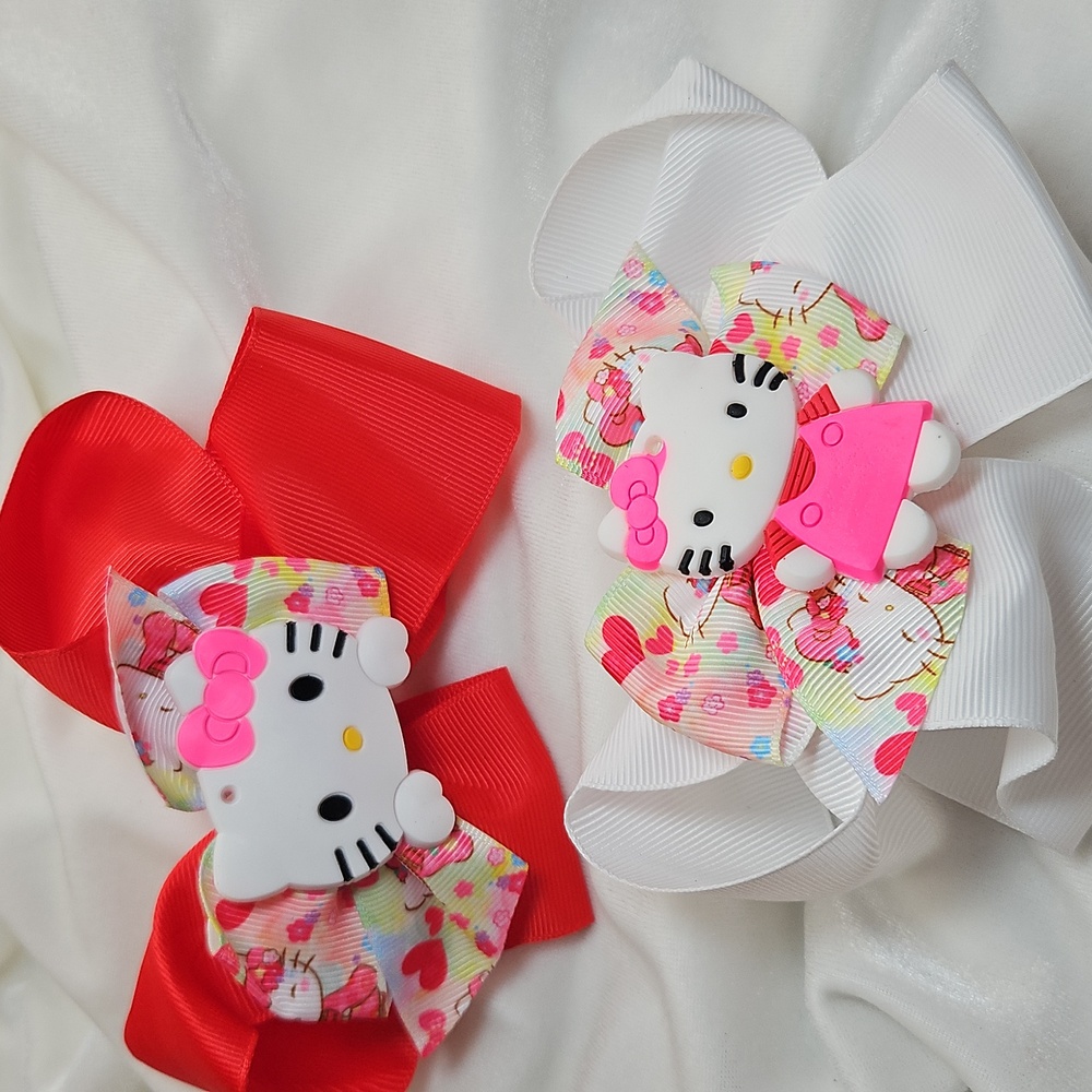Girl's Set of 2 Hello Kitty Hairbows Hair Accessories Clip On NWOT Red White